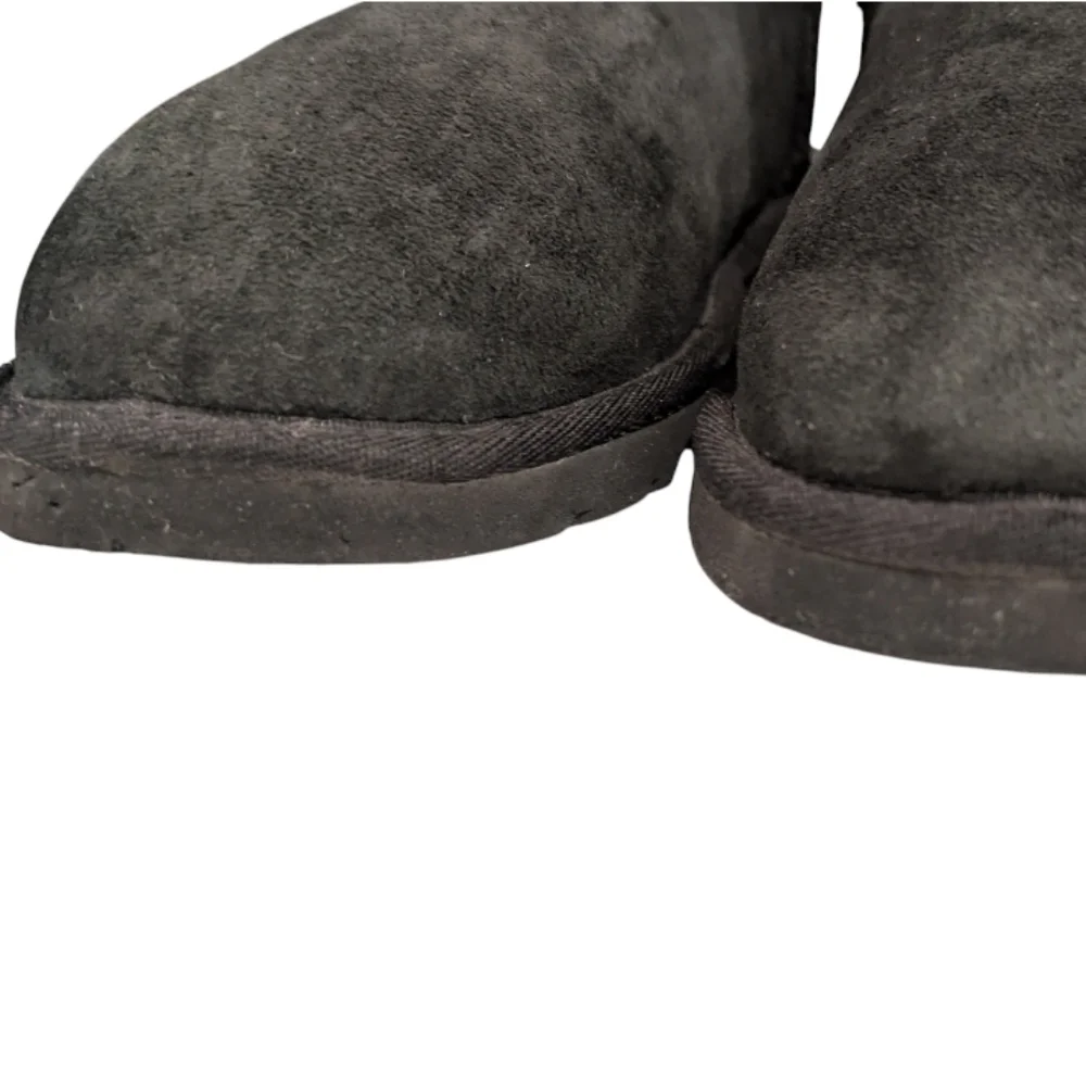 UGG Classic II Short Boots Black Suede Leather Shearling Lined Women's US Size 6